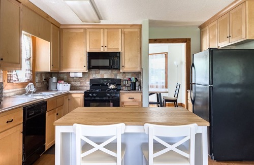 Ono Island Cabaña | Serene cottage on 3 acres w pond. 10mins to Perdido Key beaches- no hidden fees.