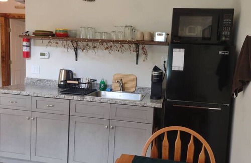 Hyde Park Cabina | Serene country cabins 6 in the heart of Vermont