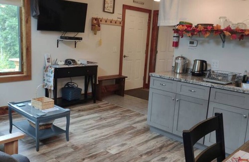 Hyde Park Cabina | Serene Country Cabins 5 in the heart of Vermont