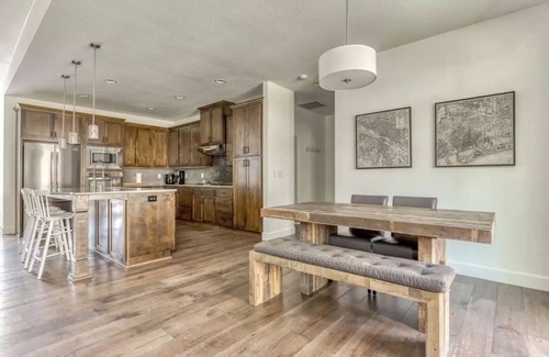 Felida Casa | Serene Couve Retreat