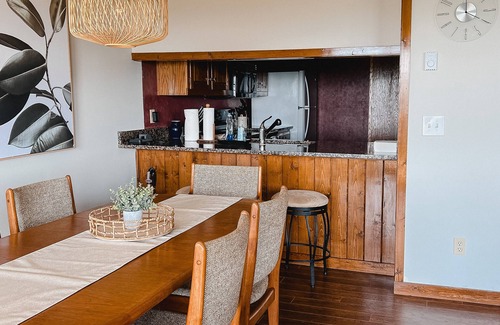 Sugar Mountain Condominio | Serene & Cozy ★ Jetted Tub ★ Fireplace ★ Long Mountain view ★ Close 2 Resort
