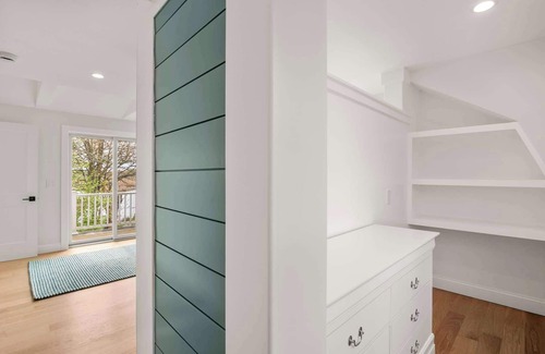 West Harwich Condominio | Serene, Cozy, Waterfront, 3 Mi to Downtown!