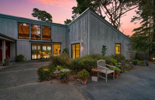 Del Monte Forest Casa | Serene Crest by AvantStay A Design Near Beaches