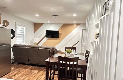 Wilkes-Barre Casa | "Serene Escape: Leave Worries Behind"