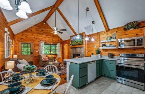 Pigeon Forge Casa | Serene Escape Minutes from Smoky Mountain Fun