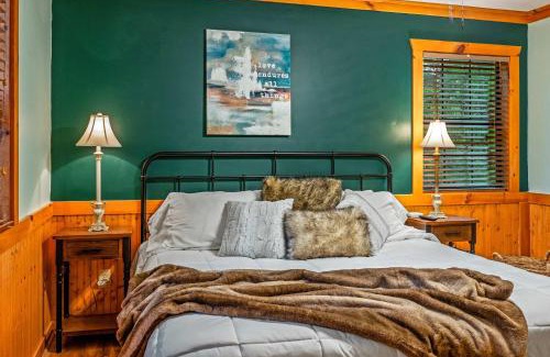 Pigeon Forge Casa | Serene Escape Minutes from Smoky Mountain Fun
