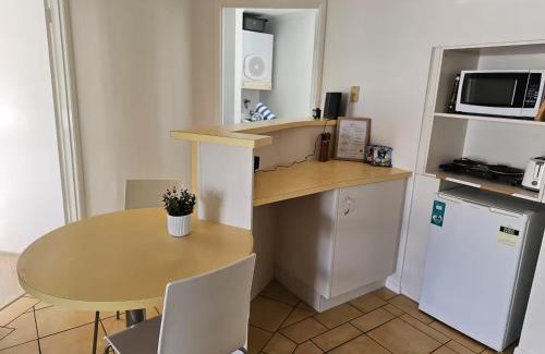 Noosaville Apartamento | Serene Escape with Resort Amenities