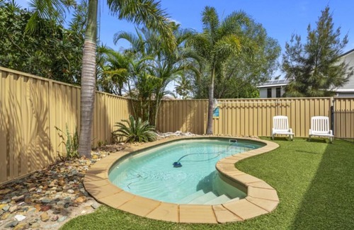 Woorim Casa | Serene Family Escape with Pool