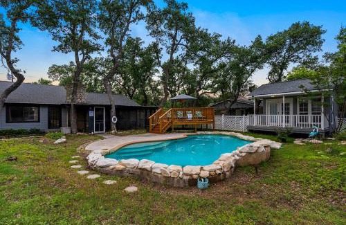 Cedar Park Casa | Serene Family Retreat King Beds Pool Hot Tub and Games