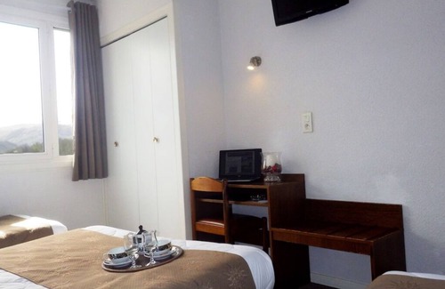 Lourdes Hotel | Serene Family Suite with Ample Space & Balcony - Free Parking