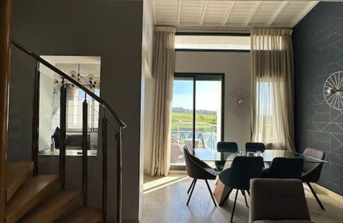 Bouskoura Apartamento | Serene Getaway in Scenic Lake and Golf Resort