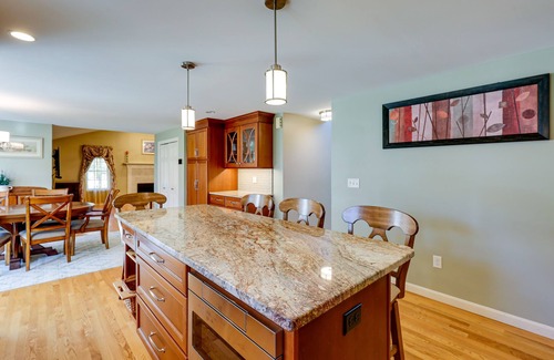 Goffstown Casa | Serene Goffstown Home ~ 8 Mi to Merrimack River!
