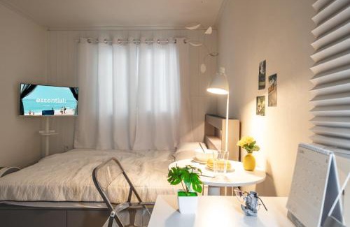 COEX Apartamento | Serene Gray Retreat - 8 min walk from the subway station