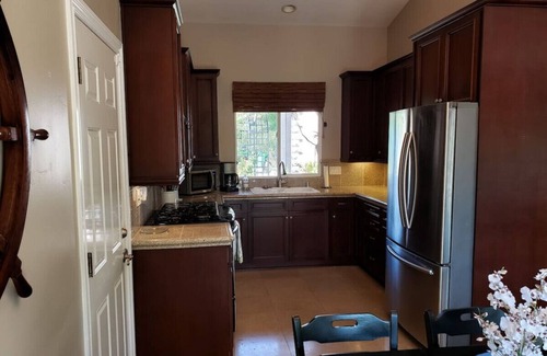 Fallbrook Casa | Serene Guest House on Avocado Grove and Vineyard