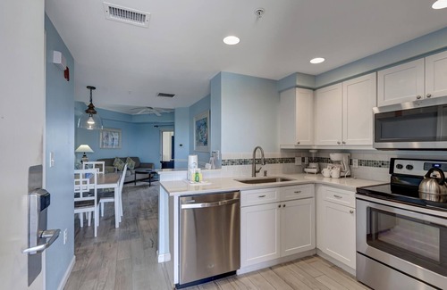 Gulf Pines Condominio | "Serene Gulf Views: East-Facing 1th Floor 1-Bedroom Condo in Westwinds with Full Amenities!" at Sandestin Golf and Beach Resort!