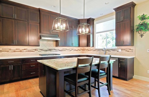 Bonny Slope Casa | Serene Haven Heights on Kinsley Terrace #41862