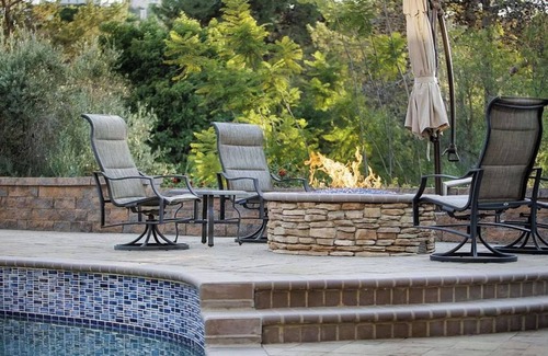 Guajome Casa | Serene hillside oasis with pool, spa, & BBQ - 20 min to beach