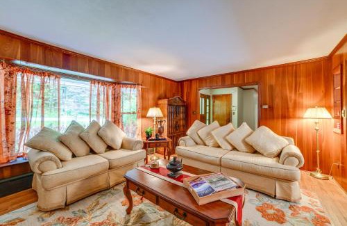 Callicoon Center Apartamento | Serene Home with On-Site Brook in Callicoon Center