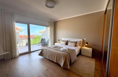 Famalicao Villa | Serene Houses - By SCH