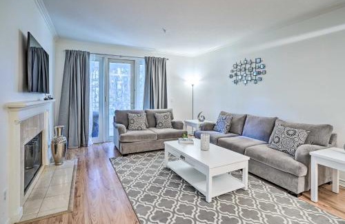 Airport Area Apartamento | Serene Irvine Retreat with Heated Pool Access!