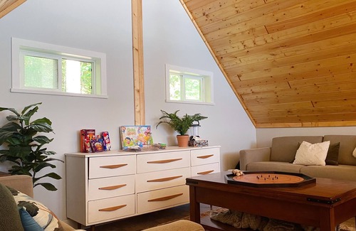 Harrison Hot Springs Cabina | Serene Lakeside Cabin: 2BR + Loft on Harrison