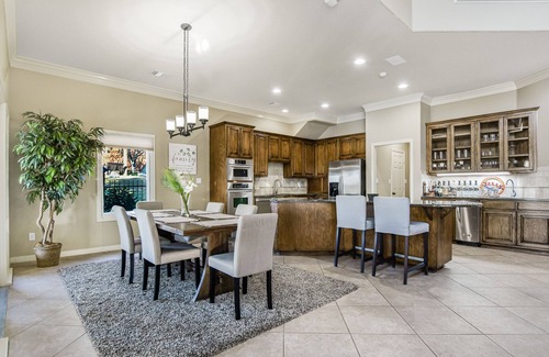 Spicewood Casa | Serene Lake Front Home in the Hill Country
