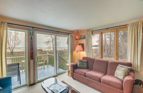 Baileys Harbor Casa | Serene Lakefront Baileys Harbor Home with Deck!