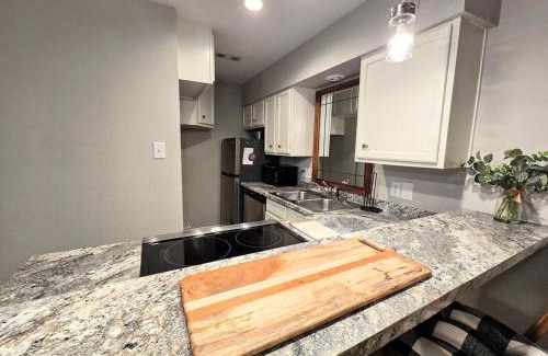 Hot Springs Apartamento | Serene Lakefront Retreat