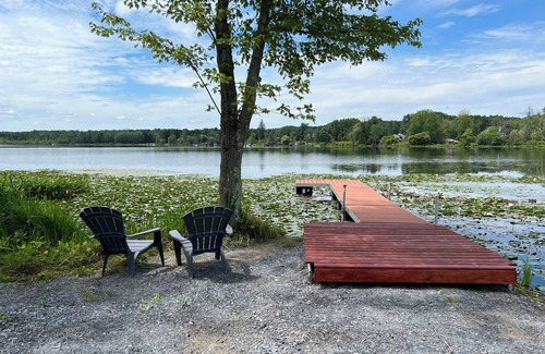 Rotterdam Junction Casa | Serene Lakefront Retreat with Dock, Near Saratoga Racetrack