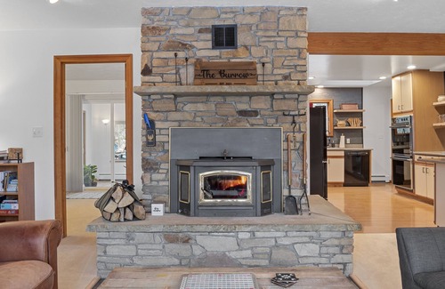 Jefferson Township Casa | Serene Laurel Highlands Getaway with Deck and Sunroom