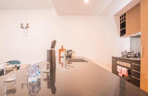 Leichhardt Apartamento | Serene Leichhardt 2bed2bath APT (Lewisham Station)