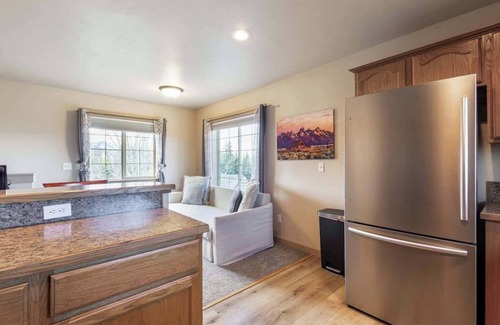 Driggs Casa | Serene Loft Escape: King Bed, Great Location