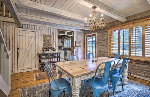 Mableton Cabina | ¡NUEVO! Cabaña de madera pacífica en 3 acres - Cerca de Atlanta!