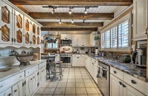 Mableton Cabina | ¡NUEVO! Cabaña de madera pacífica en 3 acres - Cerca de Atlanta!