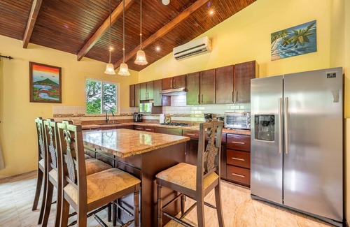 Tamarindo Casa | Serene Mar Azul Zen Villa w/ Pool & Yoga Platform