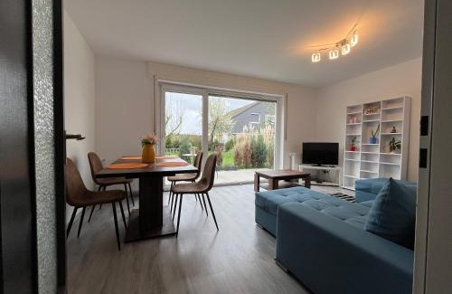 Solingen Apartamento | Serene Meadows Apartment