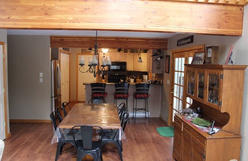 Pocono Pines Casa | Escape de montaña sereno en el hermoso lago Naomi