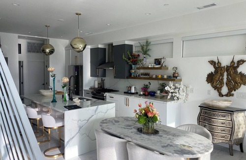 Arch Beach Heights Casa | Serene Oasis: Modern Home with Ocean Views, Garden, and Upscale Design Touches