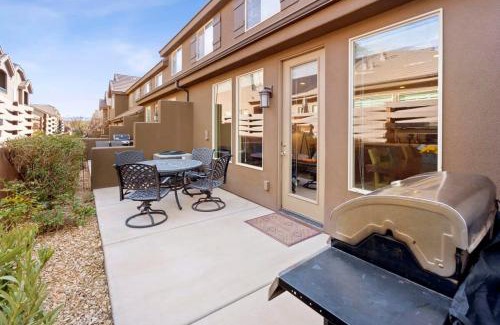 Washington Casa | Serene Oasis Near Zion - Pools Gym & Fishing Pond