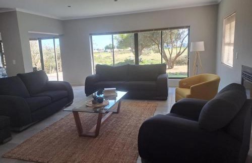 Langebaan Villa | Serene pool house luxury 8 slp self-catering accom, Langebaan Golf estate