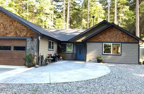 Crescent City Casa | Serene restful redwoods getaway