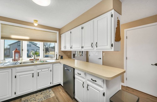 Bristol Casa | Serene Retreat: Bristol NH Condo with Nature's Embrace