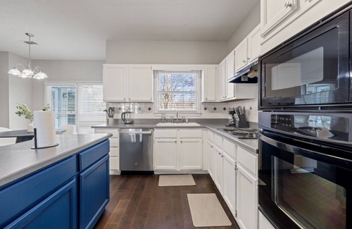 Alpharetta Casa | Serene Retreat on Cannonero Dr #41937