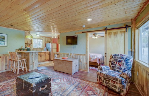 Howard Apartamento | Serene River Place Retreat Unit 2, 1-bedroom condo nestled along the river in Howard, CO.