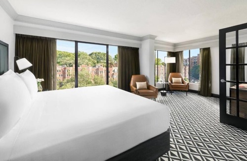 Brookline Hotel | Serene Room Stay in Urban Locale Near Cultural Hotspots!