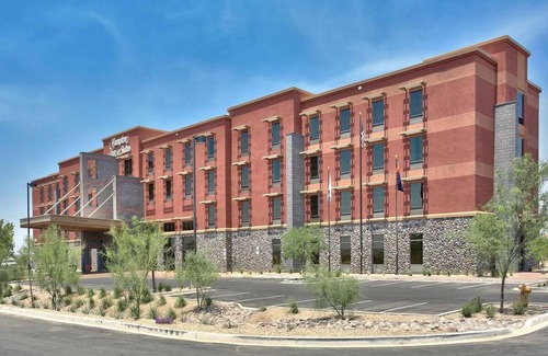 Scottsdale Casa | Serene Room w/ Complimentary Breakfast & Pool | Perfect for Couple Stay