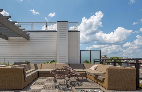 Shaw Apartamento | Serene Shaw 2BR, close to Restaurants & National Parks, by Blueground