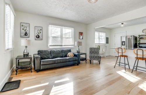 South Haven Casa | Serene South Haven Retreat with Deck 1 Mi to Dtwn!
