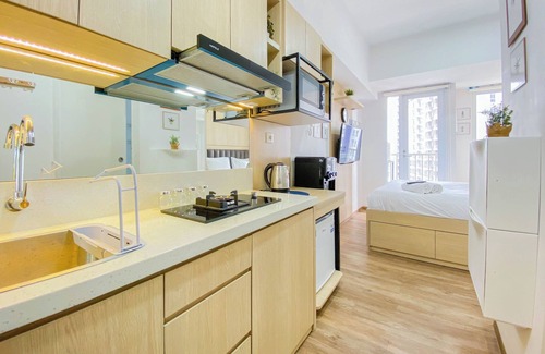 Grogol Utara Apartamento | Serene Stay Studio Tokyo Riverside Pik 2 Apartment