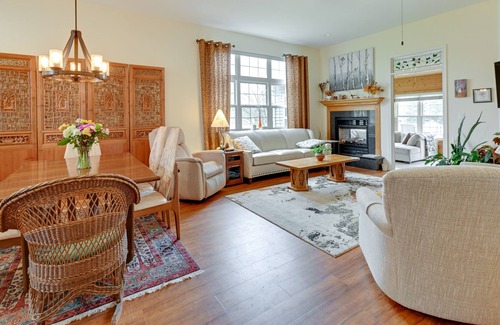 Stevens Point Casa | Serene Stevens Point Retreat w/ Sunroom!